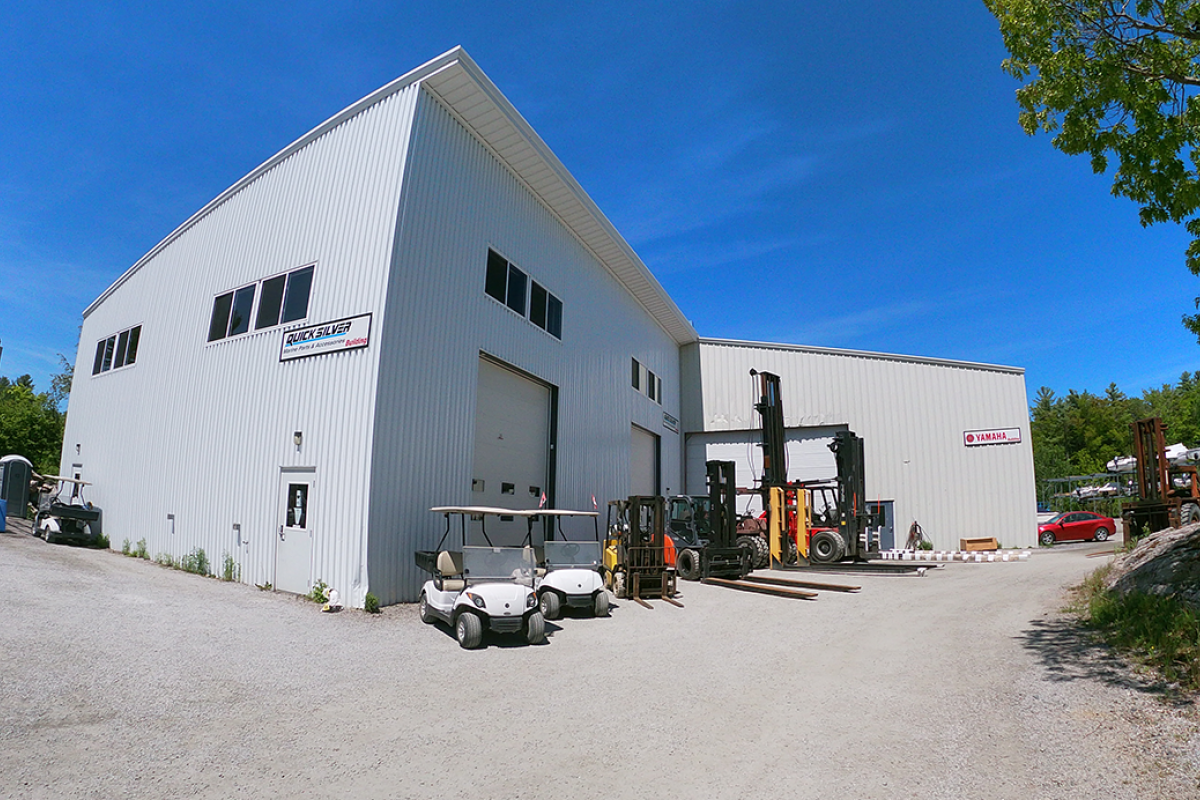 Moon River Marine Service Shop