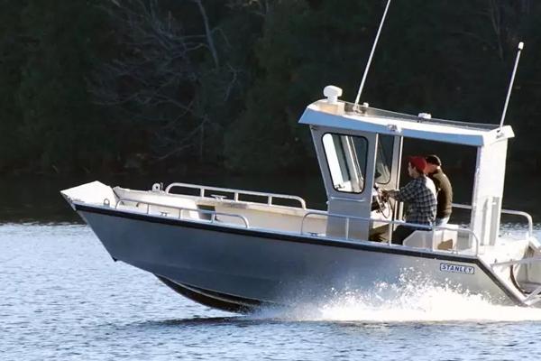 Taxi at Moon River Marine on Woods Bay Near Mactier